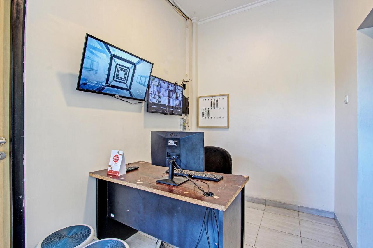 Capital O 91377 Mk Prime Syariah Hotel Semarang Exterior photo